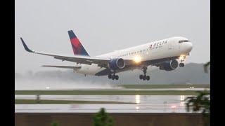 Rainy Delta 767-300 take off, DTW