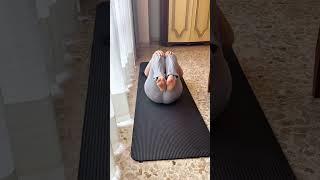Deepen leg Stretching #leggings #stretches #yoga