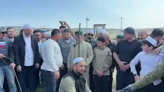 Жертвоприношение от Абдулджалиля Афанди и его наставников