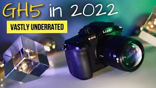 Panasonic GH5 Review in 2022 - Why I Pick GH5 Over GH6