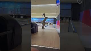 Throwing the Phaze AI on 45 feet of oil! #StringPins #SendIt #Phaze #Coolwick #BowlersMart