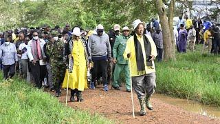 Museveni returns to Kisozi, takes NRM members and EALA MPs on a farm tour about wealth creation