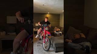 Смешно  #bikeborn #мотоциклы #мото #motolove #motolife #bikelover #стеб #прикол #шортс