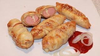 Сосиски в слоеном тесте с сыром