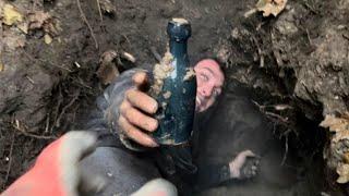 OMG!!! UNBELIEVABLE FINDS IN 160 YEAR OLD OUTHOUSE!!! COBALT SODA!!! WOOOO!!!