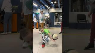 А что ты готов сделать за деньги?  #freestyle #basketball #dimavasilov #язакрутил