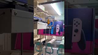 There’s Over $5,000 Inside of this Arcade Game  #shorts #arcade #money
