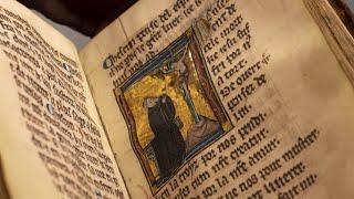 Gold: a glimpse inside an illuminated medieval manuscript