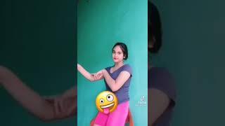 TIKTOKER TIKTOK ABG CANTIK GOYANG BOKONG