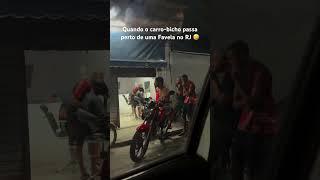 Quando o carro bicho para do nada perto da favela 