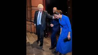 Wow , what Princess Catherine doing greeting former Prime Minister