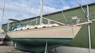 Island Packet 40