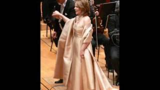 Renee Fleming: La Sonnambula Ah non credea... Ah! Non giunge