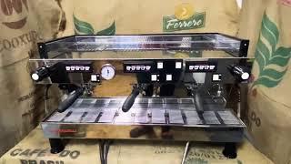Профессиональная кофемашина Premium класса La Marzocco Linea 3gr