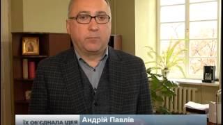 Ратушу знову пікетували з вимогами припинити незако...