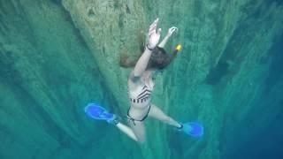 FREEDIVING | Underwater Cliff Jumping - Philippines!