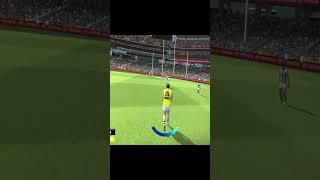 AFL23 Tom Lynch Set shot