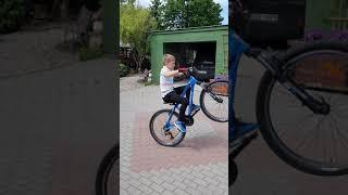 ***Rowerowy mistrz świata*** | #shorts