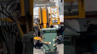 199 on Today’s Organics #garbagetruck #truck #organic