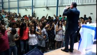 Blog do Silas - Fim de culto na IBAM - Timóteo/MG