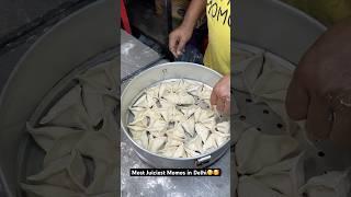 Most Juiciest Momos in Delhi|| Indian Street Food