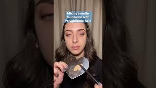 Hydrating foundation hack! #foundationhack #makeuphacks #skincaremakeup #makeupreview #testinghacks