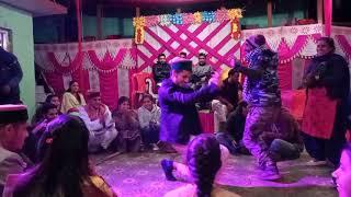 BroTher Marriage At {naldhera} Himachali dance ️ {Gidha non stop boys and girl........}