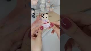 Unboxing Sylvanian Families Calico Critters Doll #sylvanianfamilies