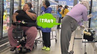 Old Fat Man Farts On People Of Walmart!!! (Loud Wet Farts in The Face!!)