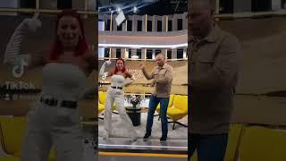Twerking with the TV host #fyp #dance #finland