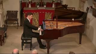 Konstantin Lapshin plays Tchaikovsky : 'Sweet dreams'