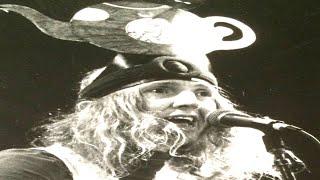 daevid allen being a maniac for 9 minutes