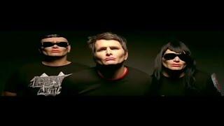 Blink 182 - Brohemian Rhapsody (Karaoke Version)
