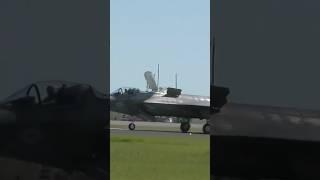 The Thrilling F-35B Demo #subscribe #military #aviation 