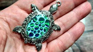 #1451 Gorgeous, Easy Iridescent Resin Sea Turtle Pendants