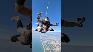 A free soul will never be trapped in thorns||#Extreme Sports #indoorskydiving #freefall #skydive