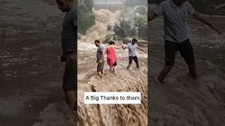 Unbelievable : Tourists rescued from flood || Kempty fall || Mussoorie || #uttarakhand #flood