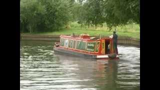 Rosie and Jim 815 - Hop To The Hospital