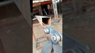 Manual use mini conveyor #conveyor #slidinggate #bendingideas #welding #machine #copper #wood