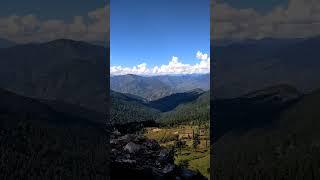 Beautiful view from Radi Top, Uttarkashi while going to GangotriTemple