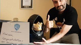 Warner Brothers sends the #1 Trophyhunter Hakoom a Gift and he unboxes it !