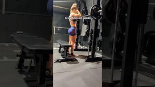 FULL EAT IN A DAY #bulk#glutes #gluteworkout #bulking #gymrat #gymgirlshorts #gymhack
