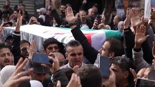 Hundreds march through Damascus to mourn Syrian activist Mazen al-Hamada