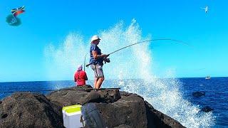 Il y a Des Gros Sur ce Spot Pêche en Bord de Mer sur l'ile de la Réunion974