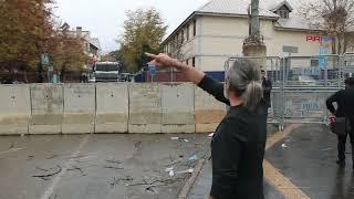 Dersim'de kayyımın ilk hizmeti beton bariyerler!