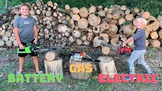 Kid's Chainsaw Battle - Battery vs Gas vs Electric!!