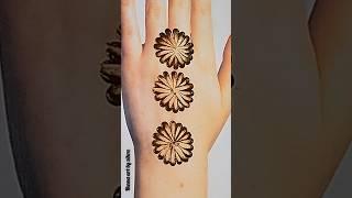 Very easy trick mehndi design with coins #shorts #mehandi #trending #easymehndi #ytshorts #viral