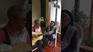 versi asli live lagu Maria Guadalupe bersama suster zita,CB di manok Manggarai..