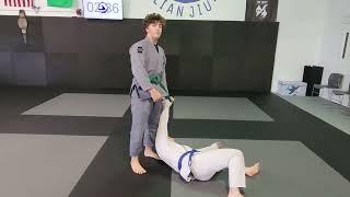 Tripod Sweep