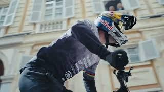 A Genova la gara più estrema al mondo di urban downhill